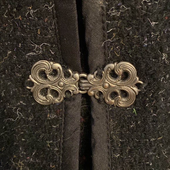 Spring/Fall 3/4 length coat - Picture 4 of 5